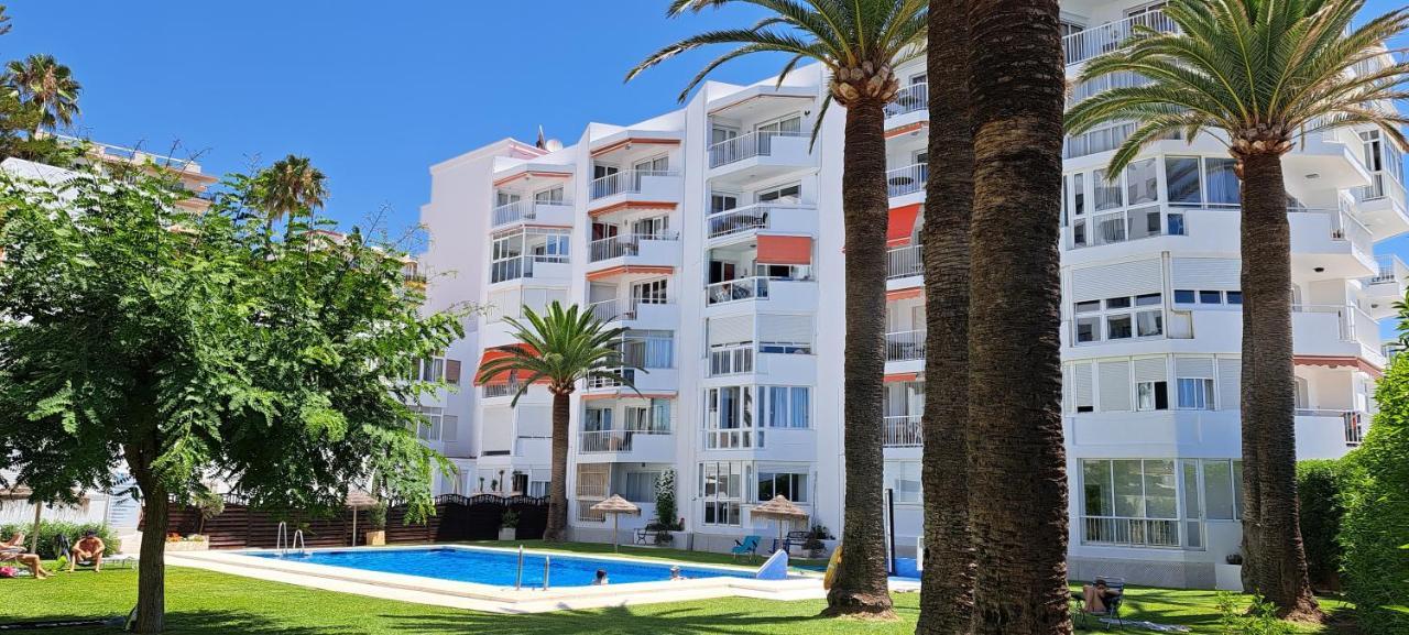 Torresol Sea View Apartment Nerja Bagian luar foto
